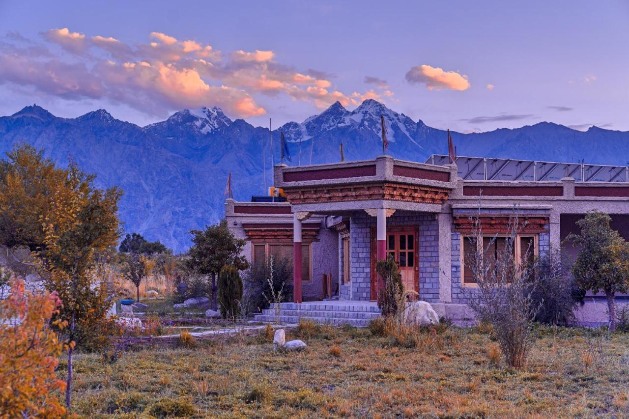 Lchang Nang Retreat-The House Of Trees-Nubra Valley Hotel Sumur Exterior foto