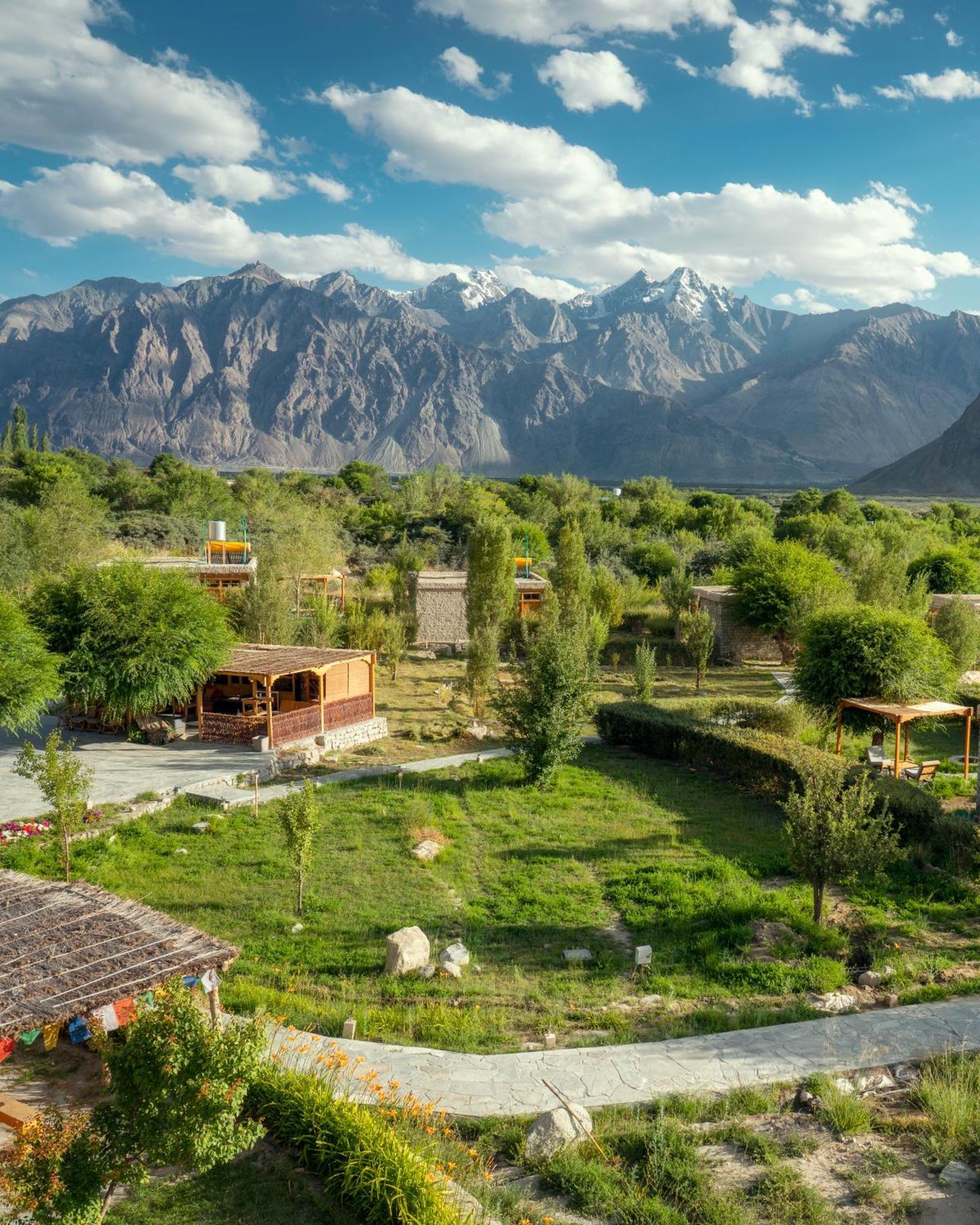 Lchang Nang Retreat-The House Of Trees-Nubra Valley Hotel Sumur Exterior foto